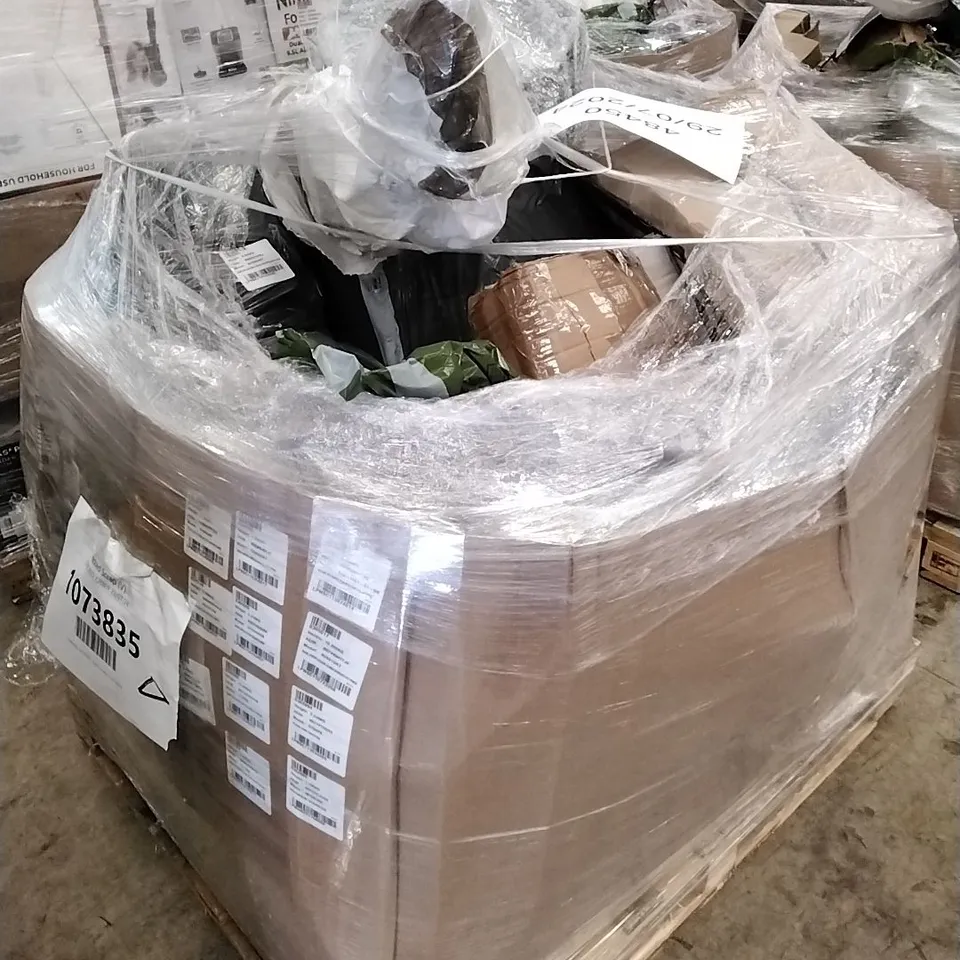 PALLET OF APPROXIMATELY 23 UNPROCESSED RAW RETURN HOUSEHOLD AND ELECTRICAL GOODS TO INCLUDE;