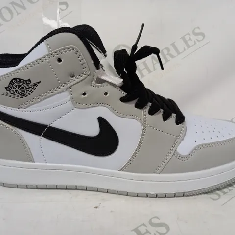PAIR OF NIKE AIR JORDAN SHOES IN WHITE/GREY UK SIZE 6