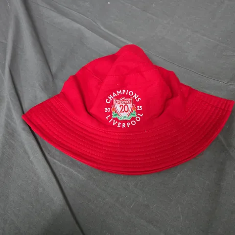 LIVERPOOL FC CHAMPIONS BUCKET HAT – RED