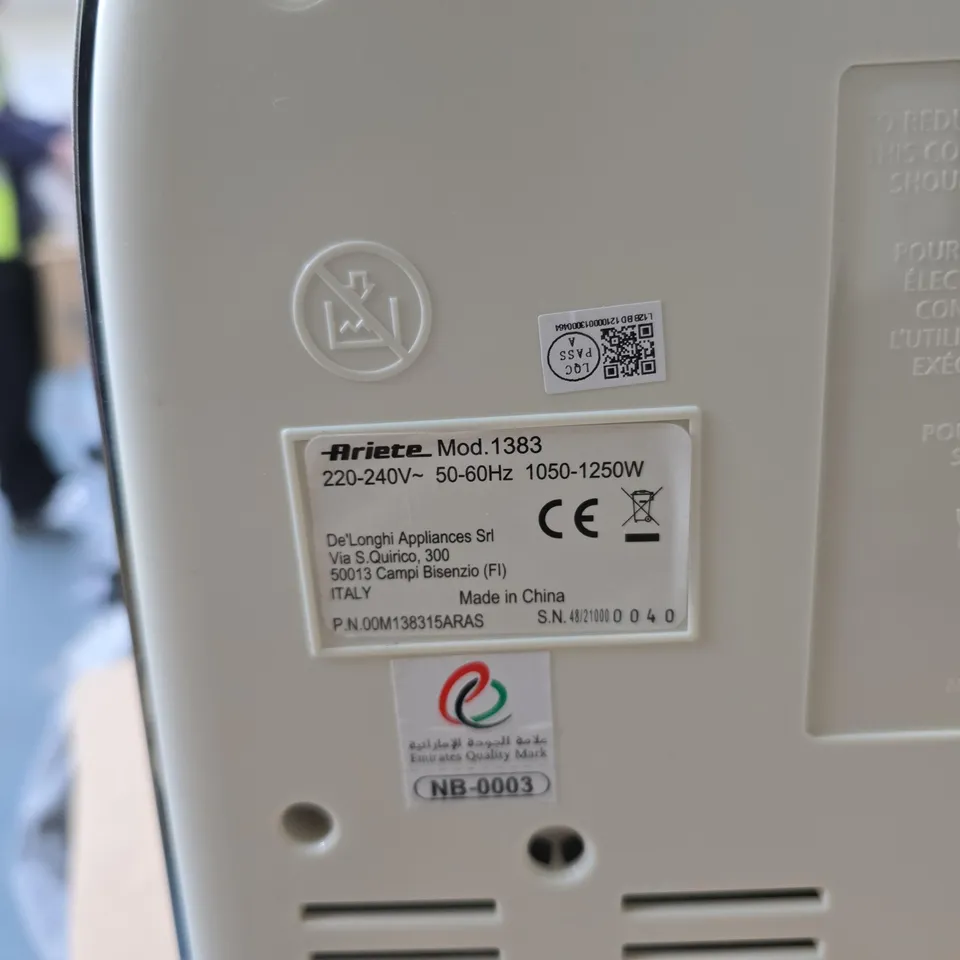 ARIETE MOD. 1383 VINTAGE-STYLE ESPRESSO MACHINE – BLUE