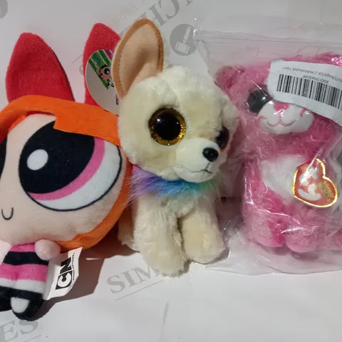 BOX OF APPROXIMATELY 15 ASSORTED TOYS AND GAMES TO INCLUDE POWERPUFF GIRLS PLUSH TOY, TY BEANIE BOOS PLUSH, LEGO PARROT SET, ETC