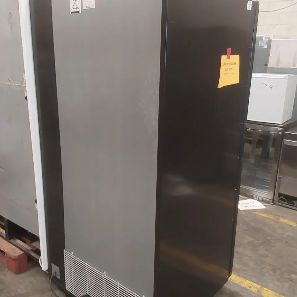 VENDO SVE GF6 VENDING MACHINE
