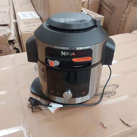 BOXED NINJA FOODI MAX 15-IN-1 STARTLID MULTI-COOKER 