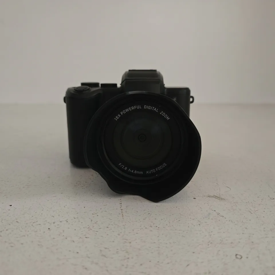 DIGITAL CAMERA DC226 16X ZOOM WITH MANUAL
