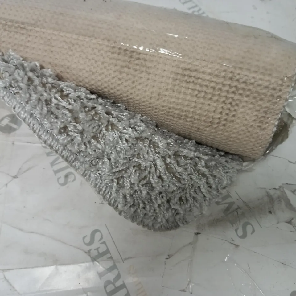 CASTLETON HOME SHAGGY LIGHT GREY AREA RUG - 80X133CM