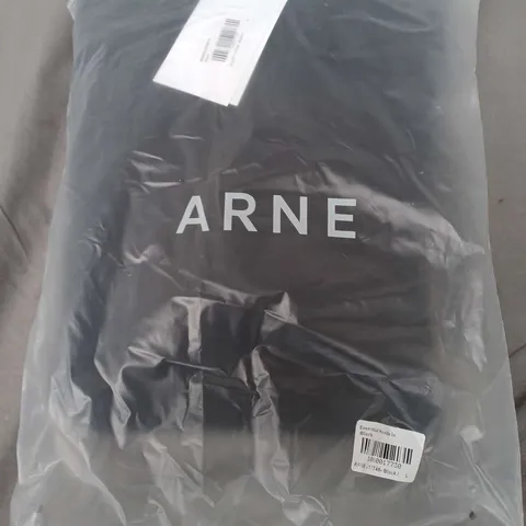 ARNE ESSENTIAL HOODIE IN BLACK - LARGE