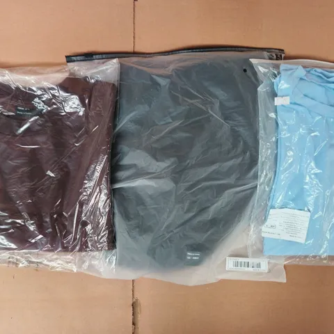 APPROXIMATELY 20 ASSORTED CLOTHING AND FASHION PRODUCTS IN VARIOUS STYLES AND SIZES - COLLECTION ONLY