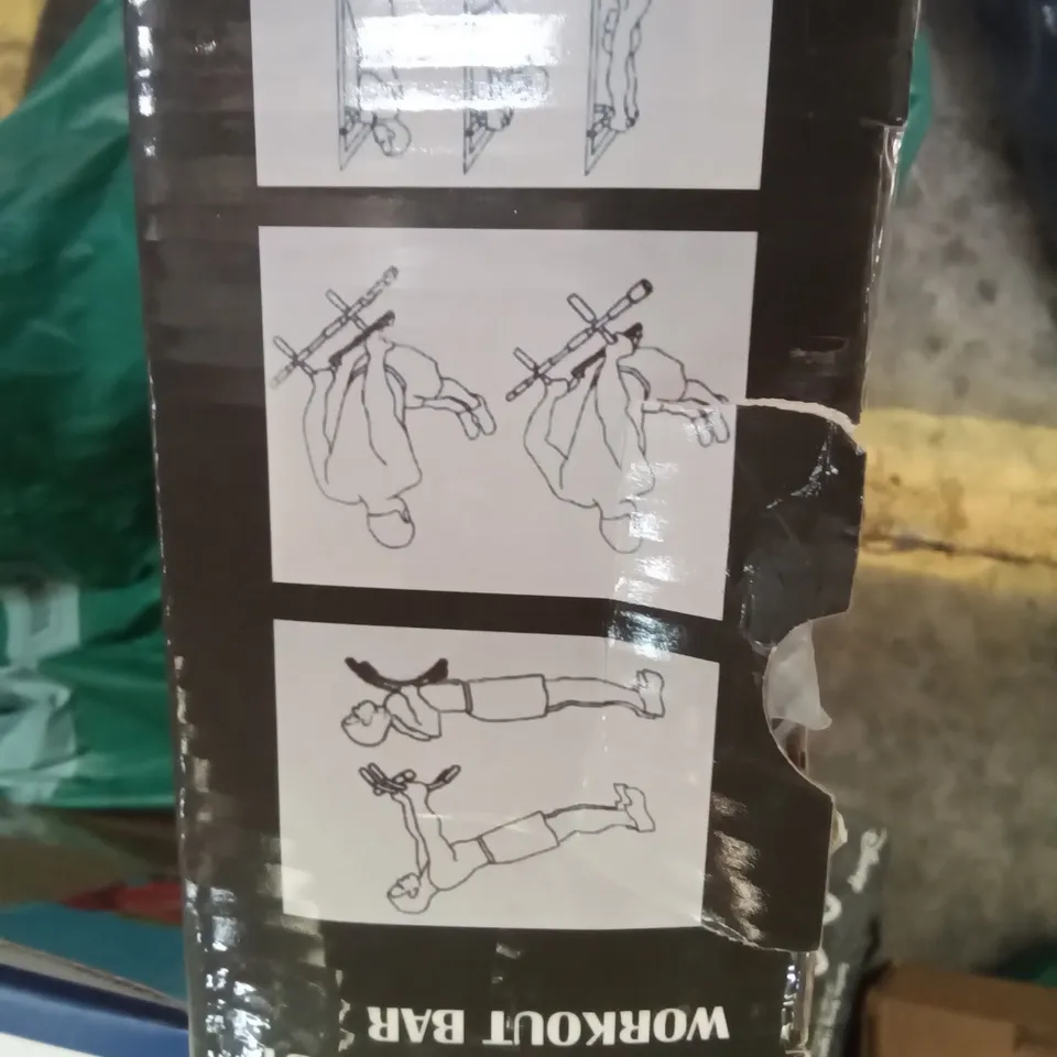 TOTAL UPPER BODY WORKOUT BAR