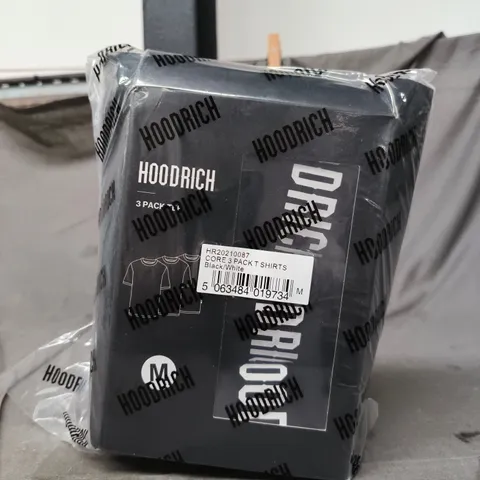 HOODRICH 3 PACK T-SHIRTS – BLACK/WHITE, SIZE M