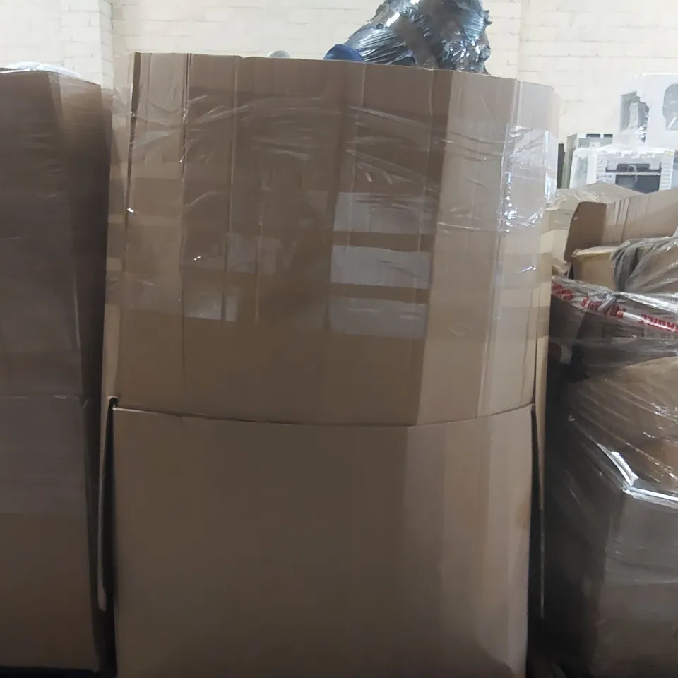 PALLET CONTAINING A LARGE QUANTITY OF ASSORTED CUSHIONS, PILLOWS AND RELATED ITEMS