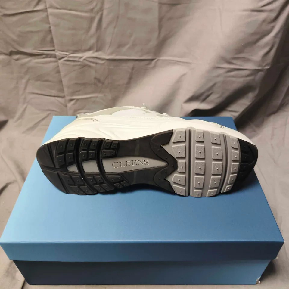 CLEENS PULSE RUNNER TRAINERS IN MERCURY - 8