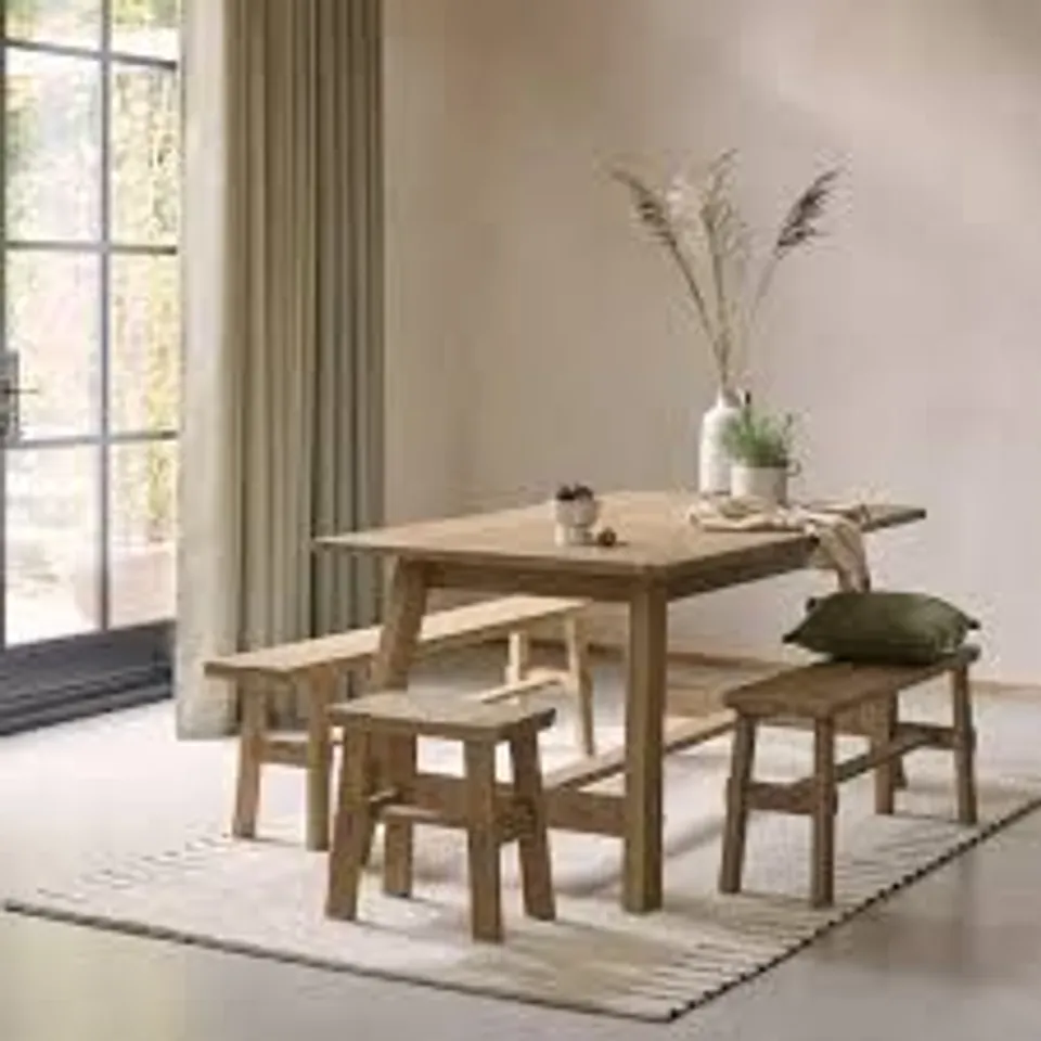 BOXED ENOLA 6-8 SEATER RECTANGULAR EXTENDING DINING TABLE, RUSTIC OAK (1 BOX)