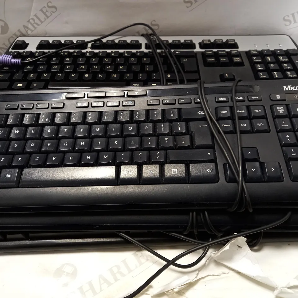 LOT OF APPROX 15 ASSSORTED KEYBOARDS TO INCLUDE HP, MICROSOFT, LOGITECH