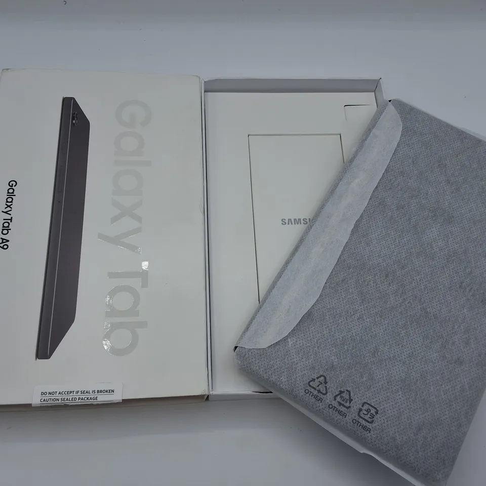 BOXED SAMSUNG GALAXY TAB A9 4/64GB IN GRAPHITE - SM-X115