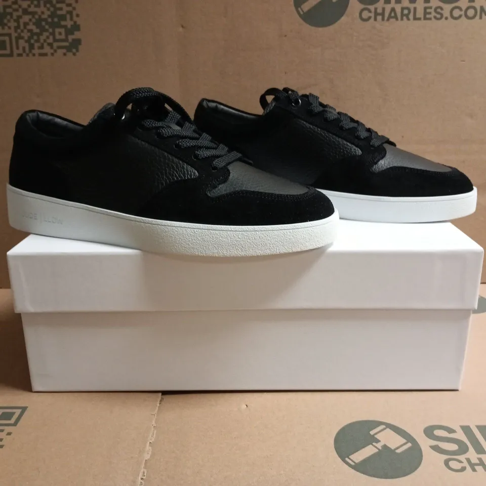 BOXED PAIR OF JUDE LLOW TELIER SHOES IN BLACK SIZE UK 8