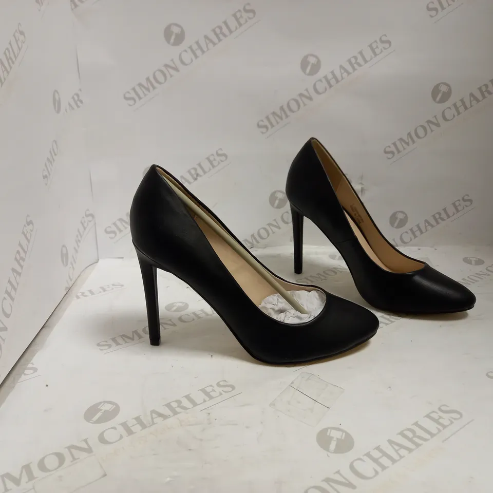 DOROTHY PERKINS SIZE 5 HIGH SHOES BLACK ENVY 