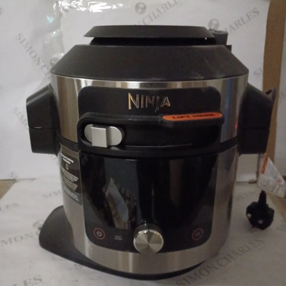 NINJA FOODI MAX SMARTLID MULTI-COOKER