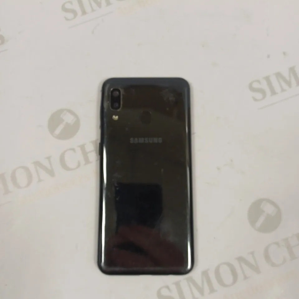 SAMSUNG SMART PHONE - UNKOWN MODEL 