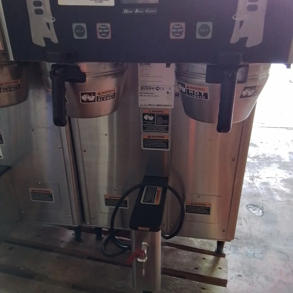 BUNN DUAL TF COMMERCIAL COFFEE BREWER