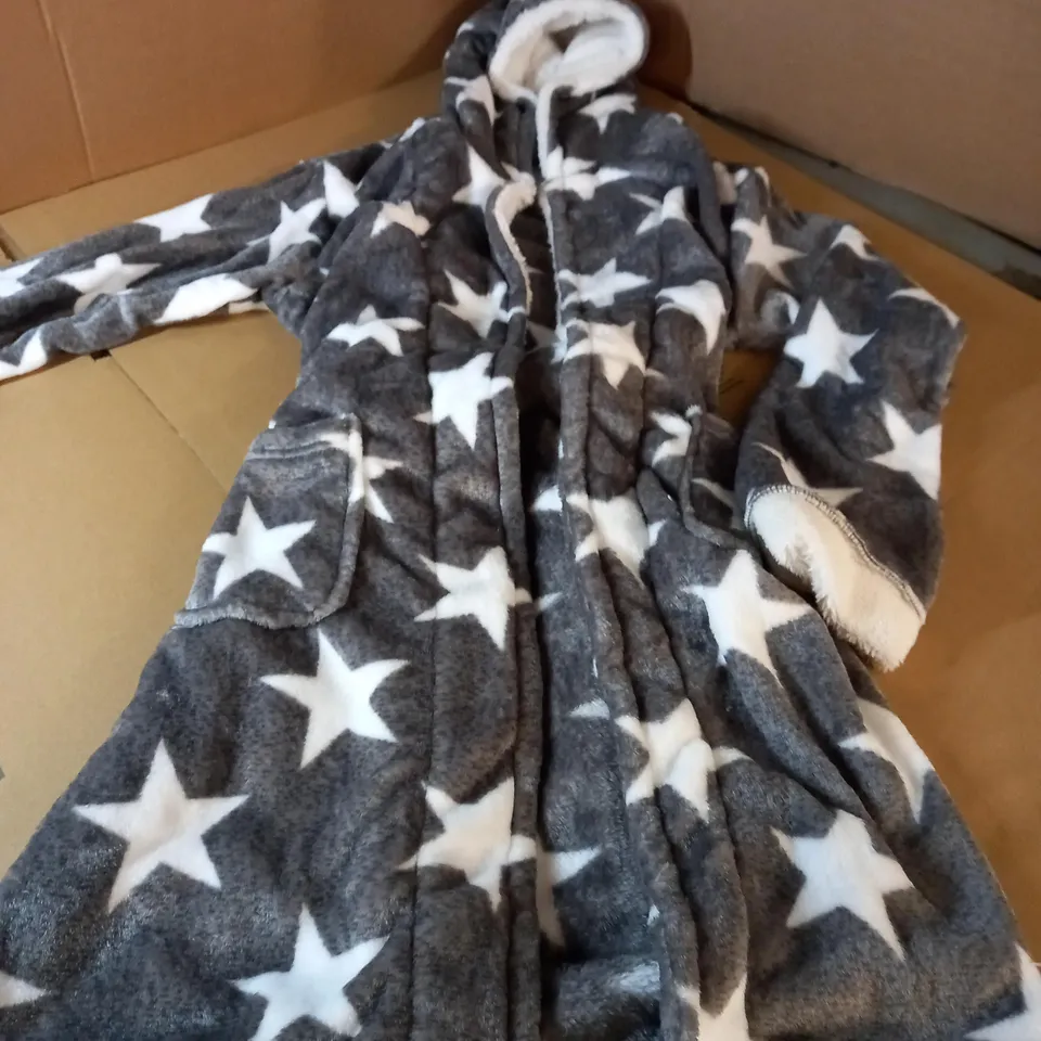 A2Z TEDDY BEAR DRESSING GOWN - SIZE 11/12
