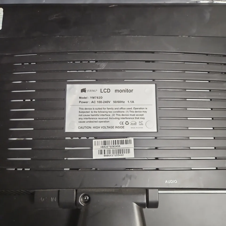 YURAKU LCD MONITOR YM782D