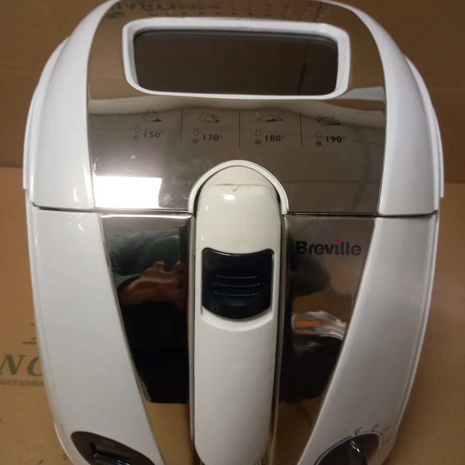 BREVILLE EASY CLEAN DIGITAL FRYER 