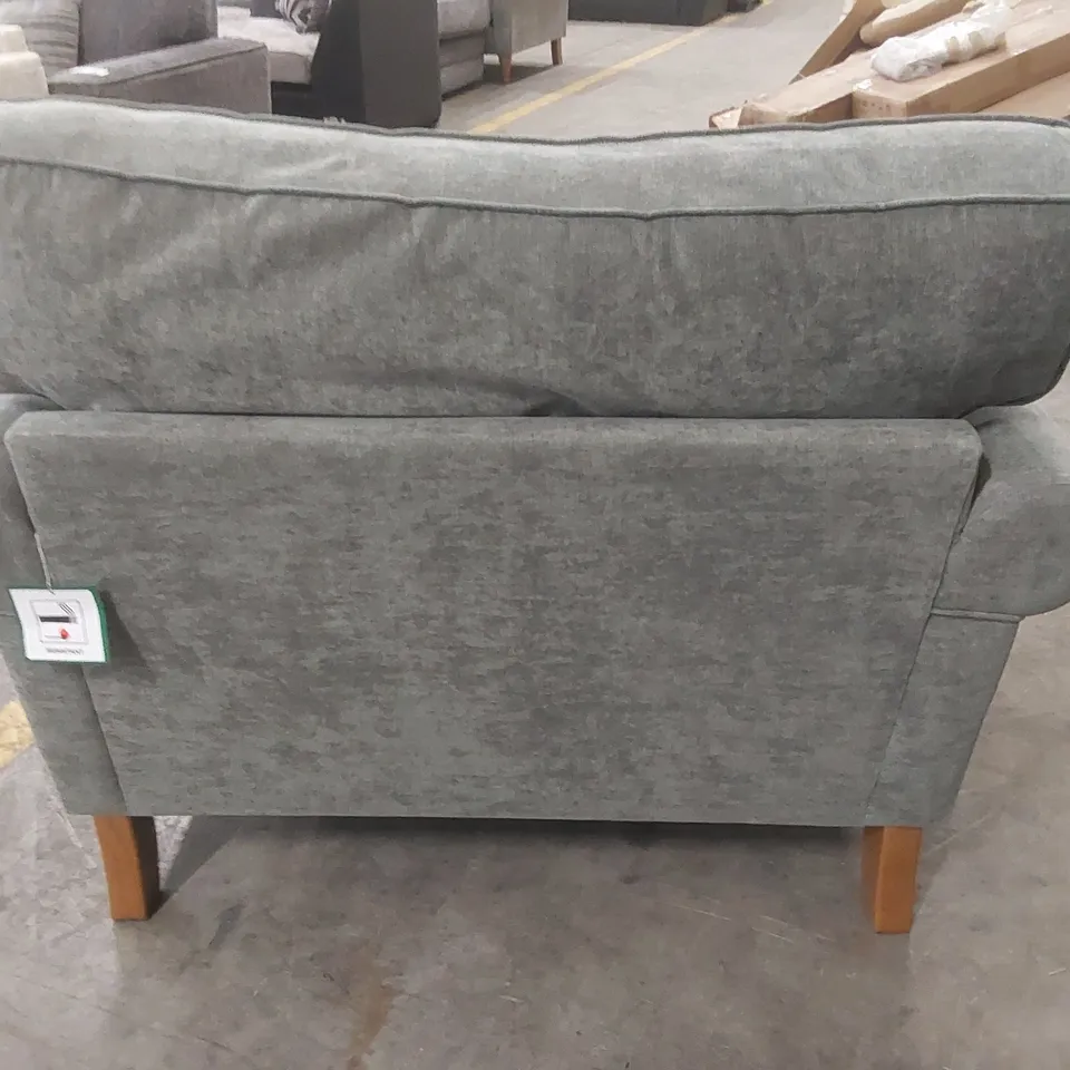QUALITY DESIGNER FABRIC UPHOLSTERED LOVESEAT