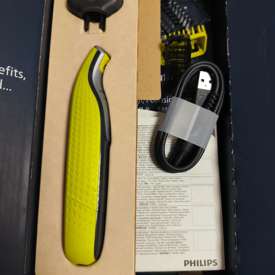 BOXED PHILIPS ONE BLADE SHAVER