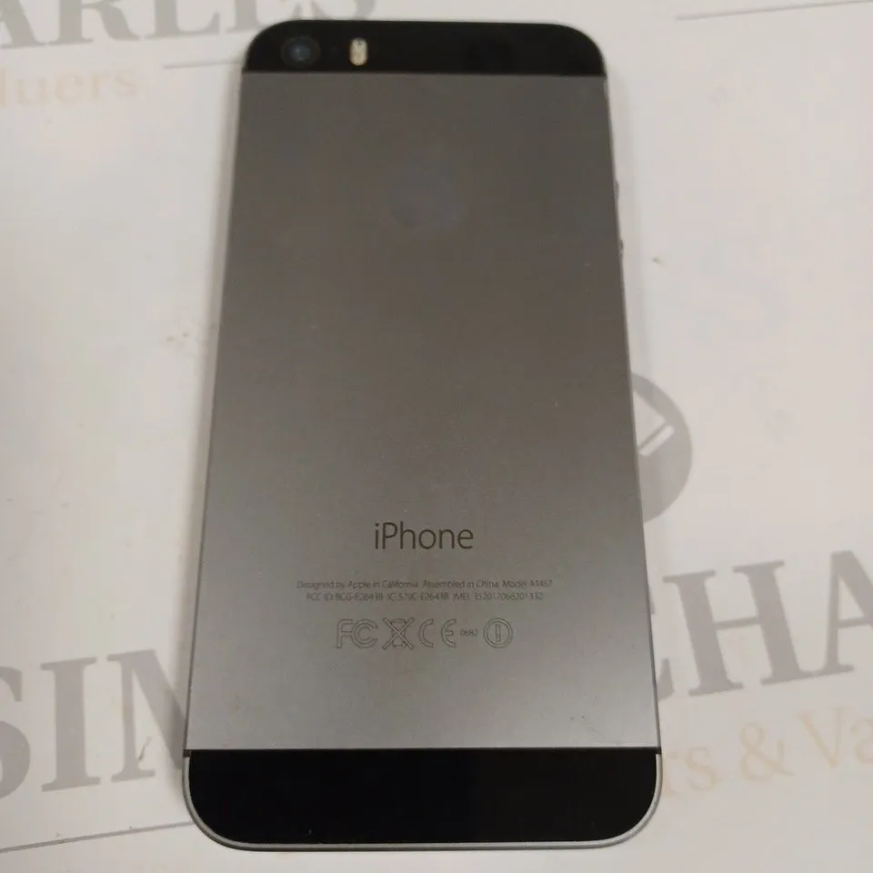 UNBOXED APPLE IPHONE MOBILE PHONE - A1457