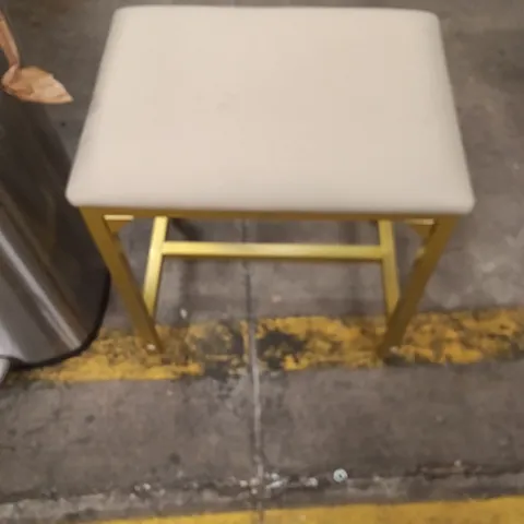 SMALL STOOL DARK CREAM / GOLD SLIGHT MARKS