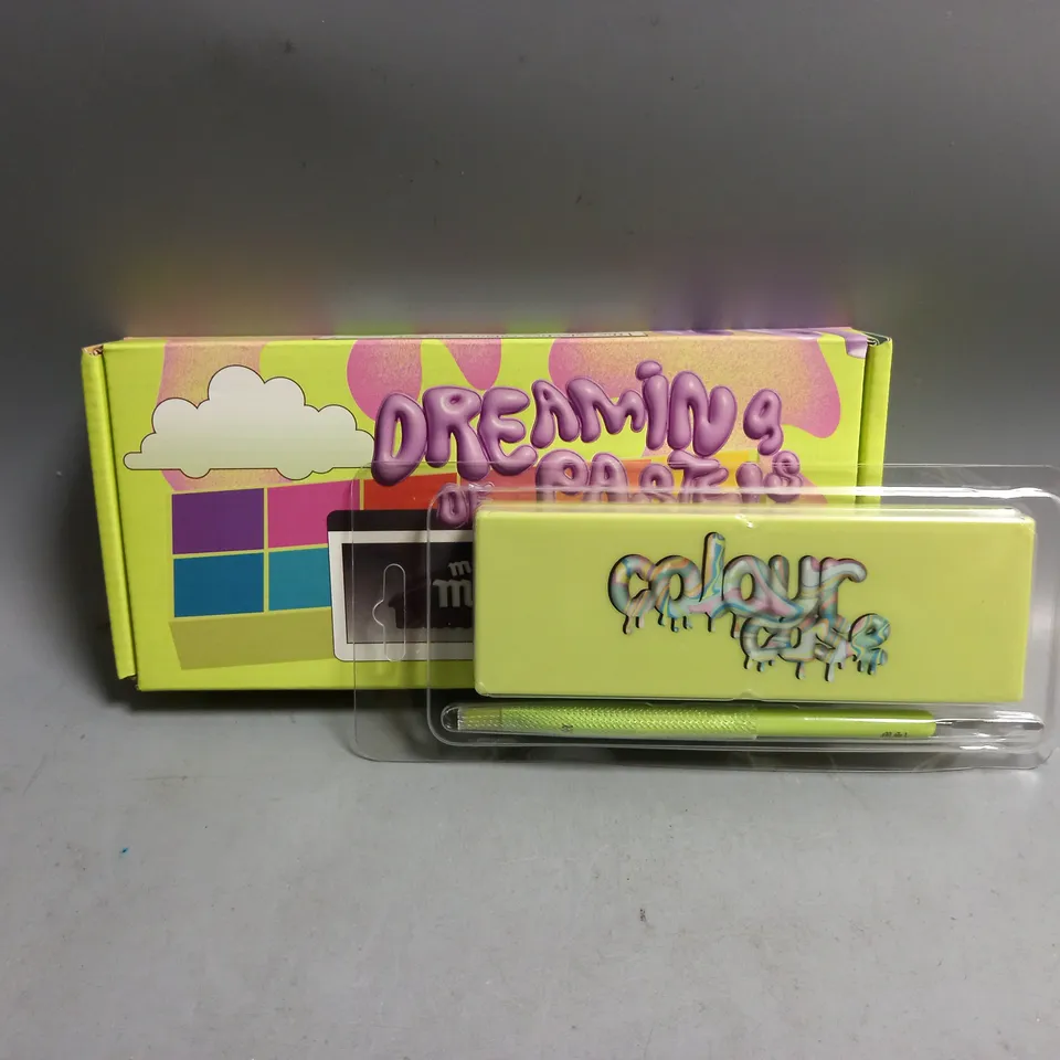 BOXED MADE BY MITCHELL DREAMING OF PASTELS THE ECLECTICS COLOUR CASE SET 