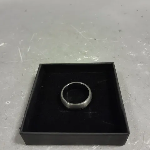 NEWMAN FOR MEN TUNGSTEN RING 