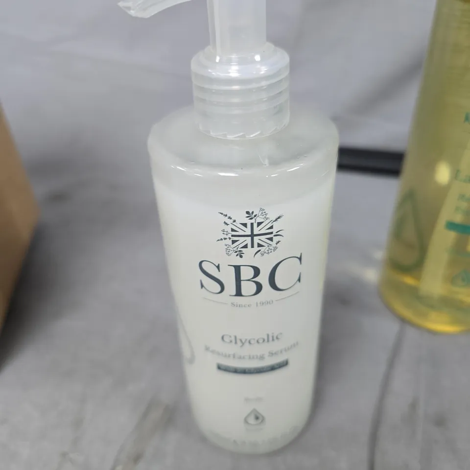 CAGE OF APPROXIMATELY 20 ASSORTED ITEMS TO INCLUDE: SBC WASH