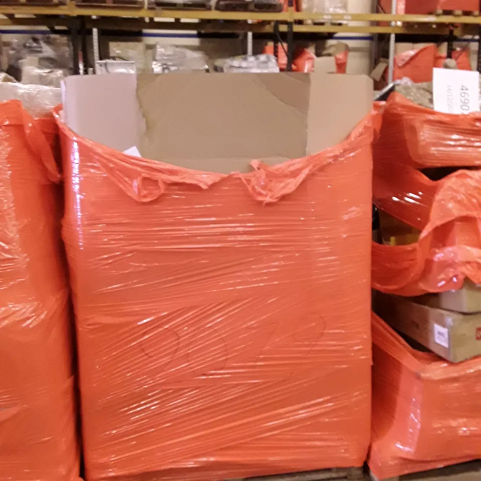 PALLET OF ASSORTED PRODUCTS INCLUDING ROUND BALLOON ARCH STAND, BATHROOM MIRROR, BEACH TOY TABLE, TOILET SEAT, ANTI BLUE LIGHT SCREEN PROTECTOR 