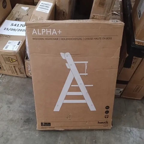 BOXED ALPHA + WOODEN HIGHCHAIR (1 BOX)