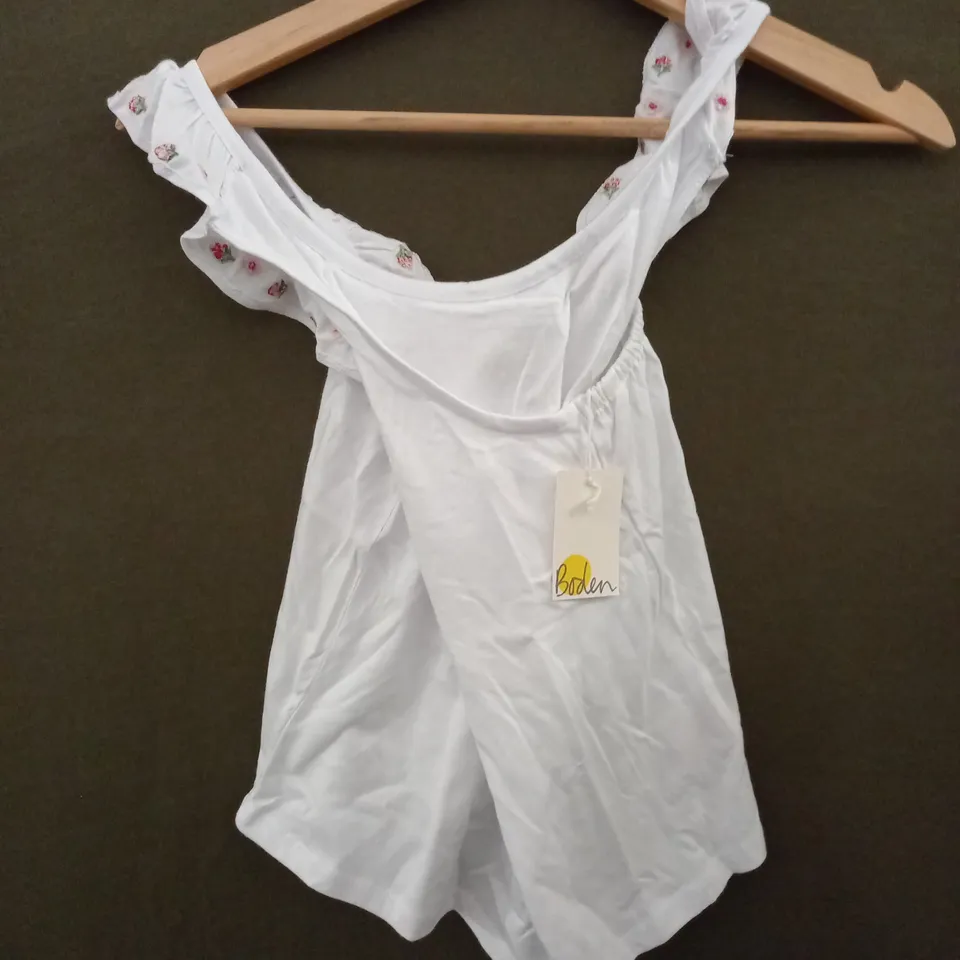 BODEN Cross-back Vest IN FLORAL DESIGN IN WHITE - 9-10Y