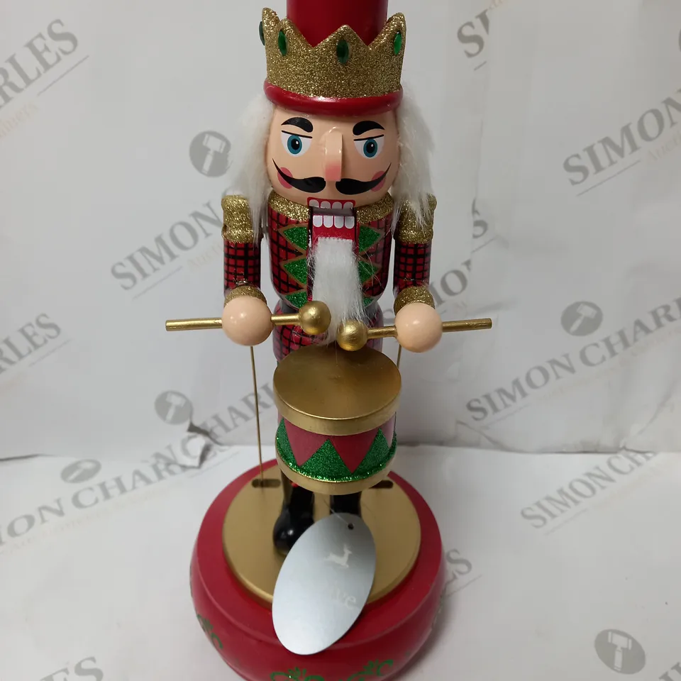 BOXED FESTIVE 32CM WOODEN ANIMATED MUSICAL NUTCRACKER