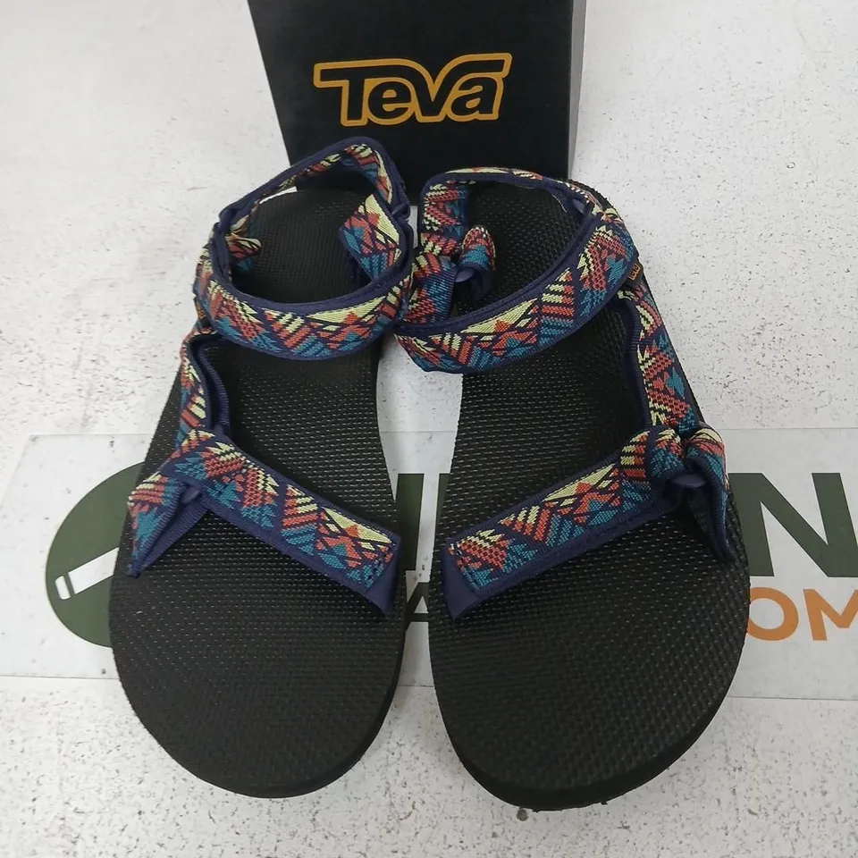 TEVA ORIGINAL UNIVERSAL MEN'S SANDALS – UK 12 (US 13, EU 47)