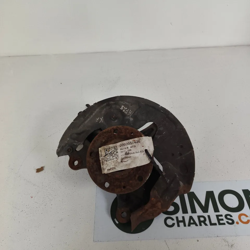 HUB/STUB AXLE ASSEMBLY WITH BRAKE DISC – RUSTY (STOCK AF25)