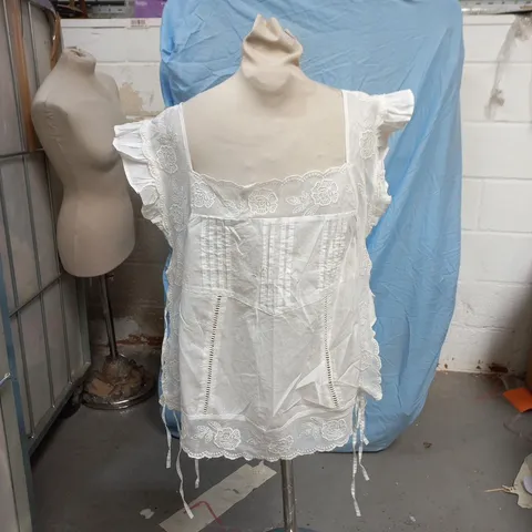 M&S WOMEN’S WHITE LACE DRESS/TOP, UK 20 (REC) – MADE IN INDIA