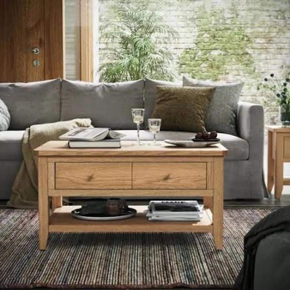 BOXED BROMLEY II COFFEE TABLE - TRADITIONAL OAK (1 BOX)