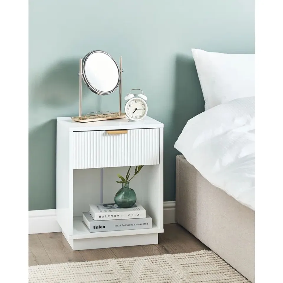 BOXED 1 DRAWER BEDSIDE TABLE SUMMERVILLE - WHITE (1 BOX)