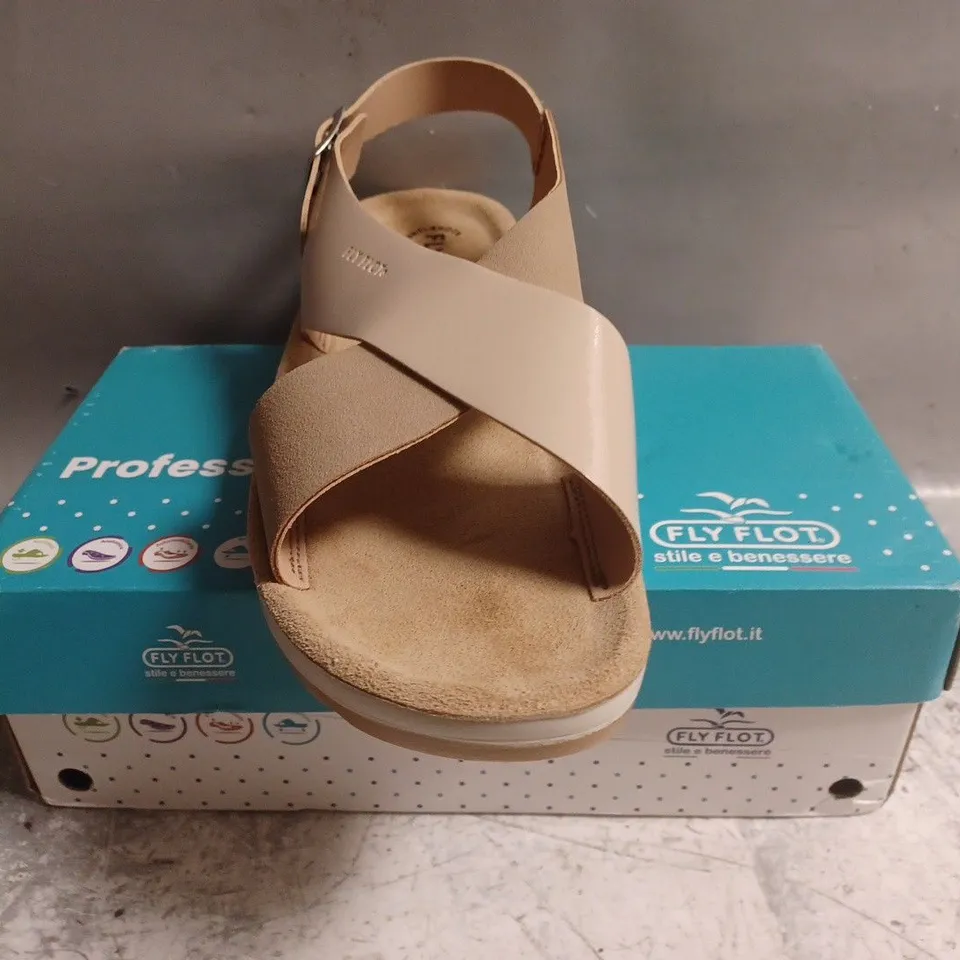 BOXED PAIR OF FLY FLOT OPEN TOE CROSS STRAP SLINGBACK SANDALS IN BEIGE SIZE EU 41