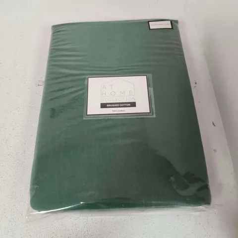 6 AT HOME COLLECTION BRUSHED COTTON DOUBLE DUVET COVER IN GREEN