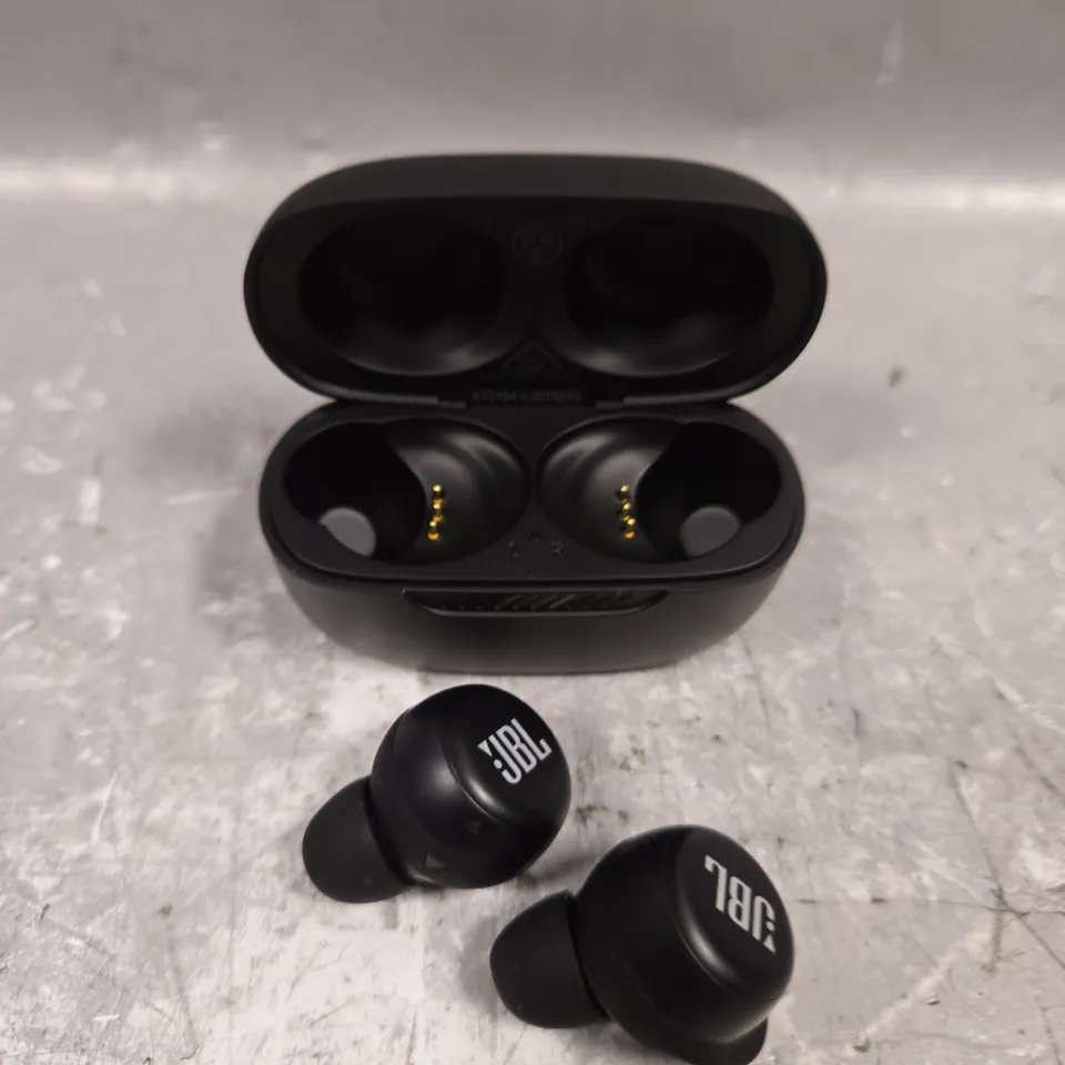BOXED JBL LIVEFREE NC WIRELESS EARPHONES 