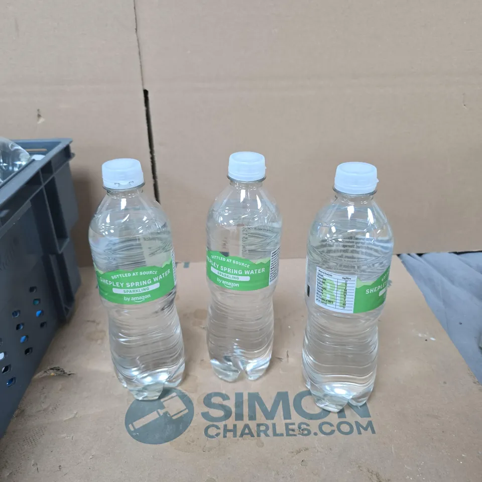 TOTE OF APPROXIMATELY 12 ASSORTED FOOD AND DRINK ITEMS TO INCLUDE: AMAZON SPARKLING WATER 