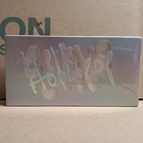 MADE BY MITCHELL X HOLLIPOP CURVE CASE CREAM BLUSHER PALETTE
