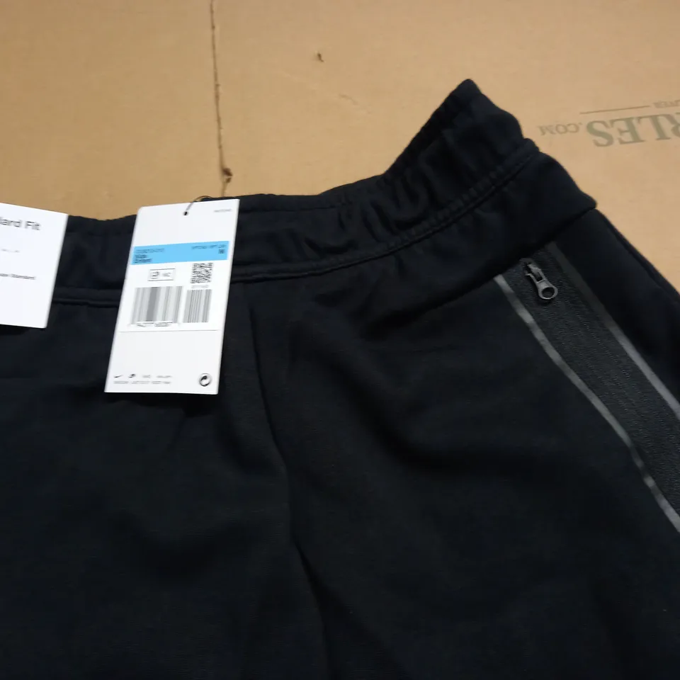 NIKE KIDS BLACK TRACK PANTS - M
