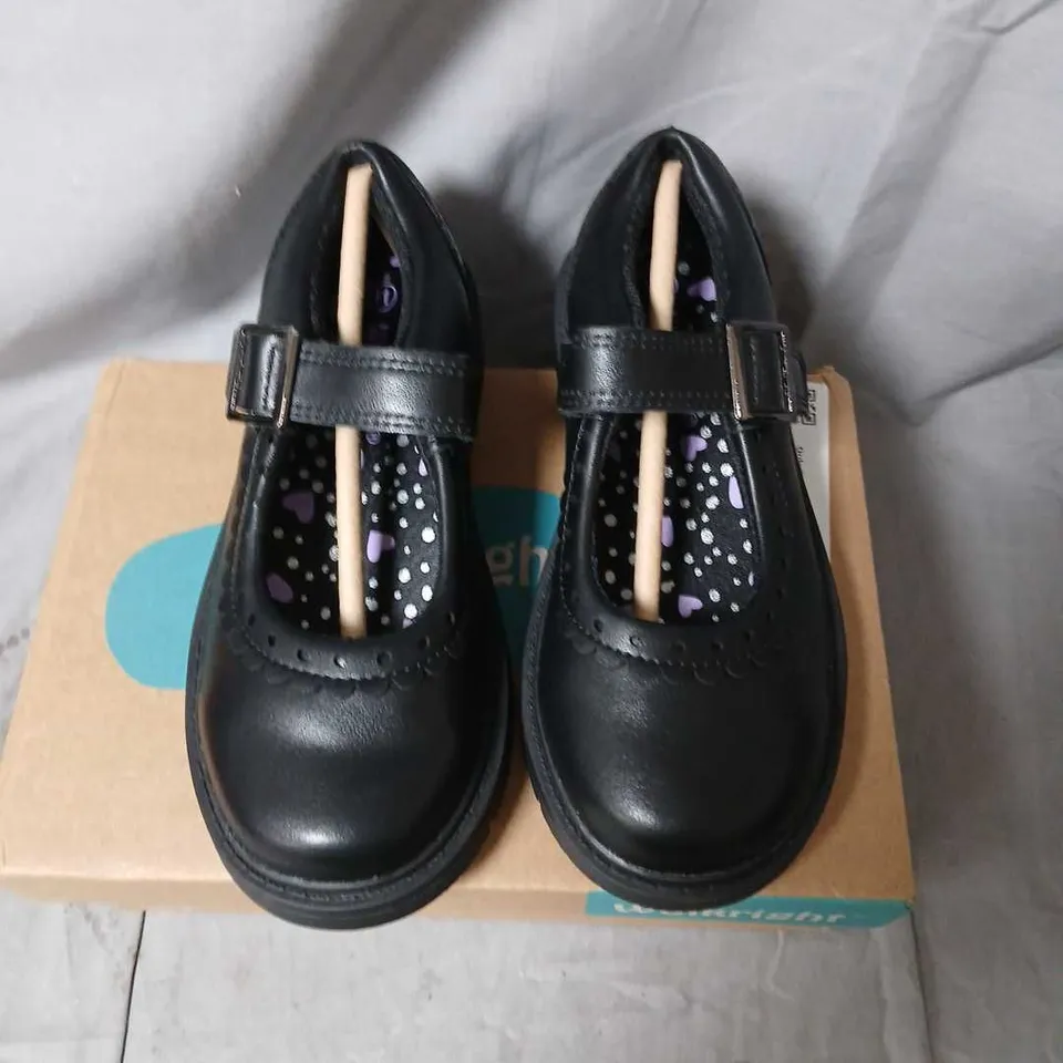 WALKRIGHT SEVERN MARY JANE SHOES, BLACK – UK 11 (KIDS) STYLE 20432