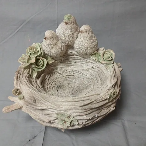 Garden Reflections Bird Nest Sculpture with Three Birds – Garden Ornament